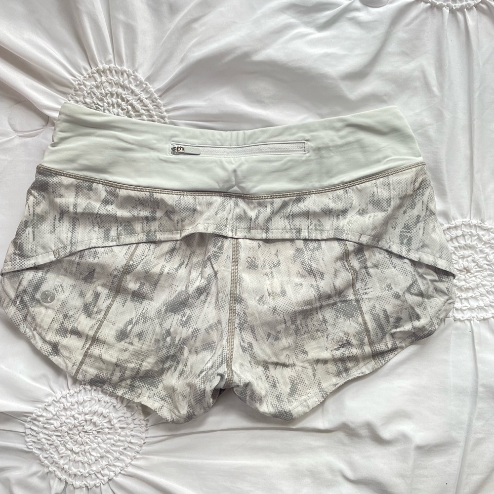 lululemon speedup shorts size 4